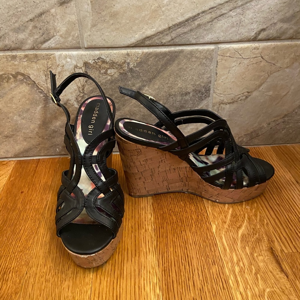 Black madden girl wedges